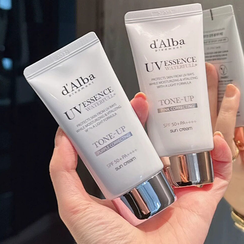 D'alba UV Essence Coreana con  - Uv Whitening Kit recensione e prezzo