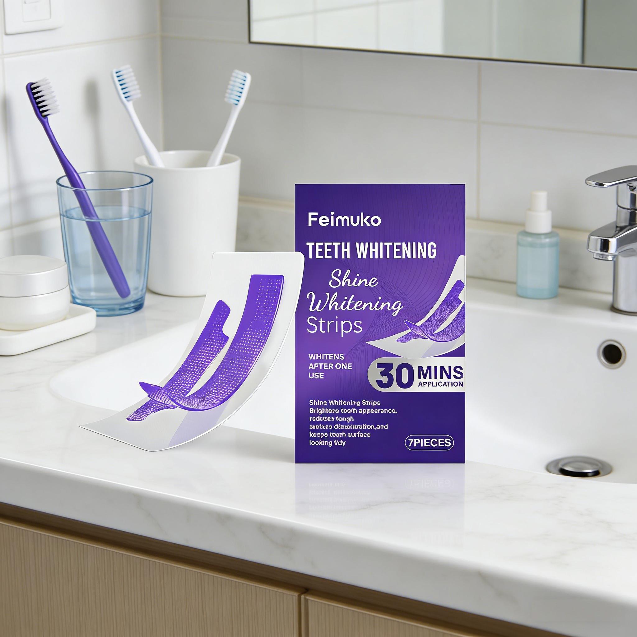 Strisce Sbiancanti per Denti:  - Teeth Whitening Strips Crest recensione e prezzo
